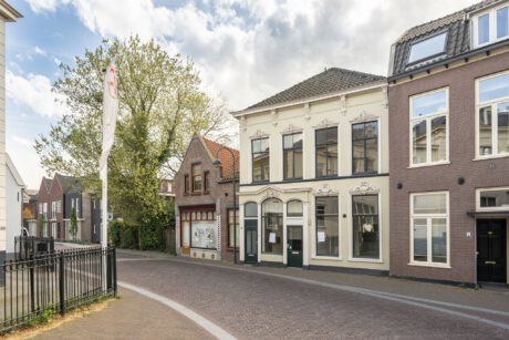 5 Mei plein 6en 7, Wageningen